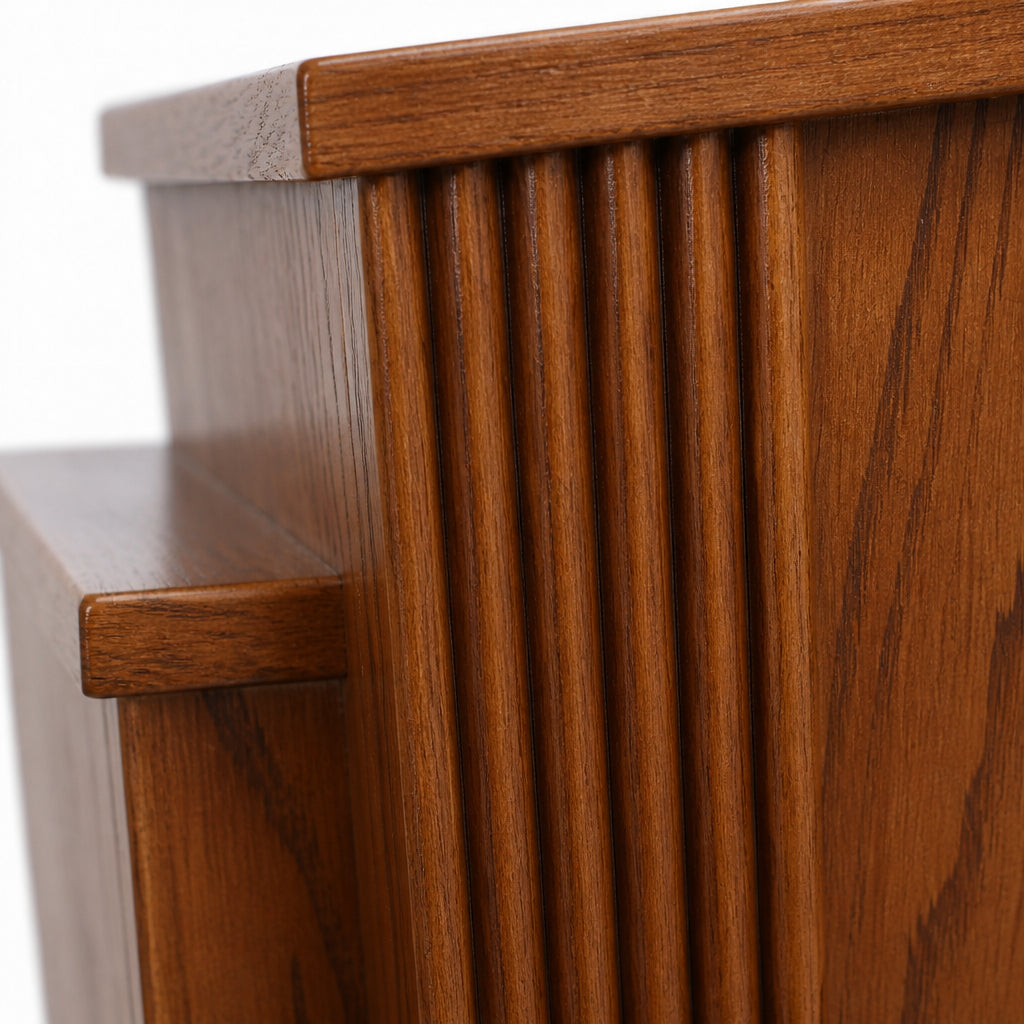 Church Wood Pulpit Victory Style with Fluting 310 - FREE SHIPPING! · Close-up of fluted posts detail